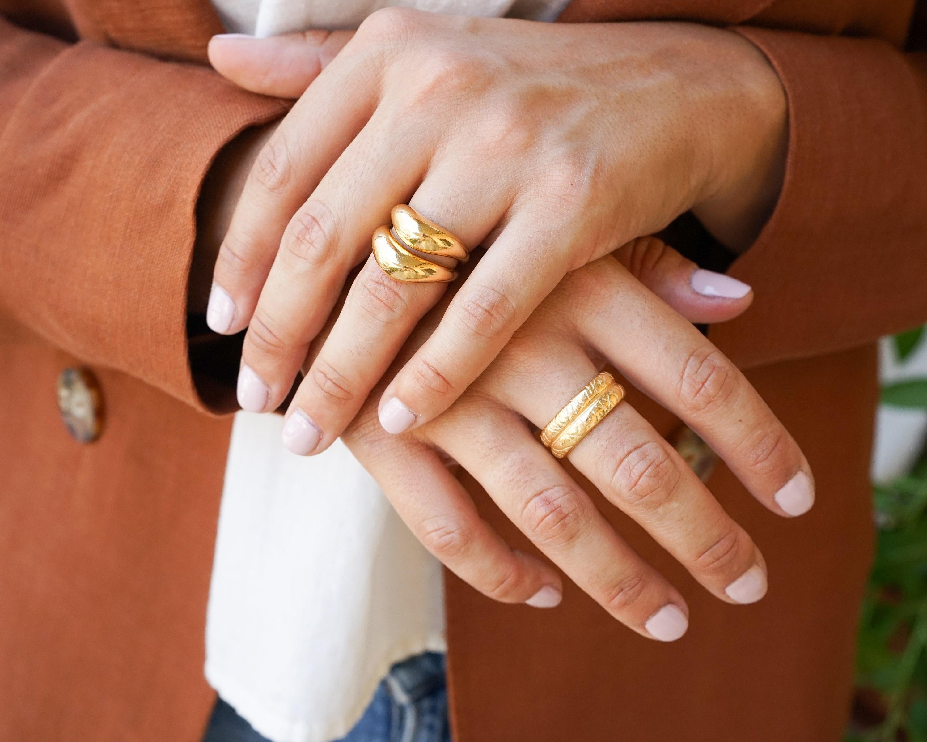 Gold Soft Curve Ring