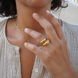 Gold Thin Soft Curve Ring