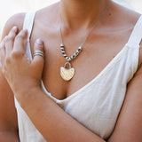 Ασημένιο Κολιέ με Σφυρήλατο Μενταγιόν Ρόμβο