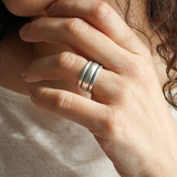 Ασημένιο δαχτυλίδι με εσωτερικό φλοράλ σχέδιο