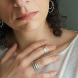 Ασημένιο δαχτυλίδι με εσωτερικό φλοράλ σχέδιο