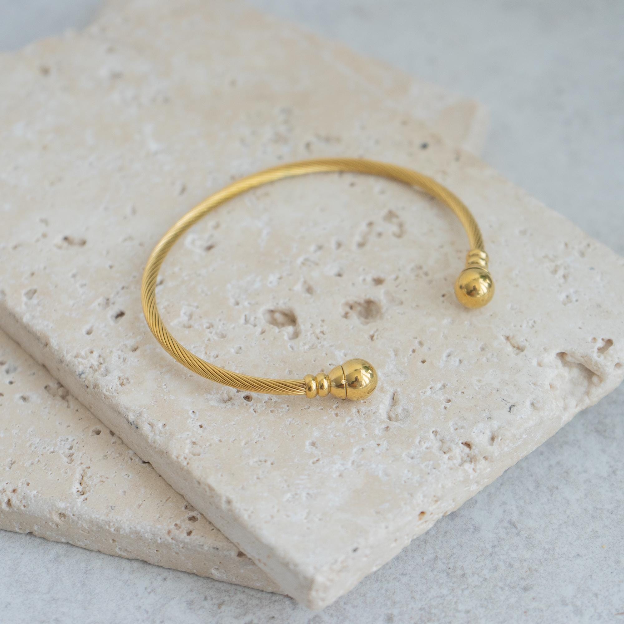 Gold Classic Cable Cuff
