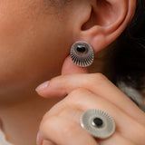 Ασημένια Οβάλ Σκουλαρίκια με Ακτίνες και Σμάλτο