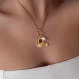 Χρυσό Κολιέ με Ακτινωτά Στοιχεία, Σμάλτο και Πέρλα