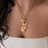 Χρυσό Κολιέ με Ακτινωτά Στοιχεία, Σμάλτο και Πέρλα