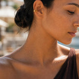 Χρυσό Ear Cuff Με Καφέ Σμάλτο