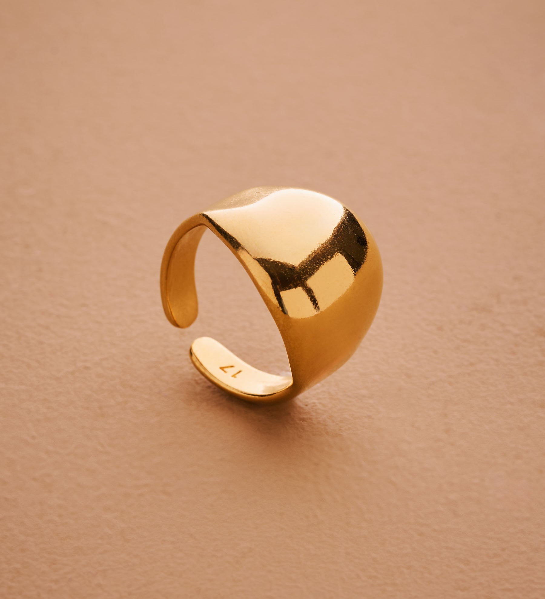 Gold Bold Floral / Sade Dome Ring